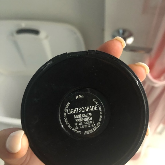 MAC highlighter - Picture 3 of 3